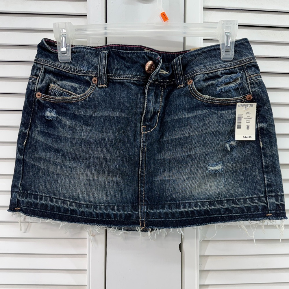 Aeropostale Mini Skirt size 1/2 nwt